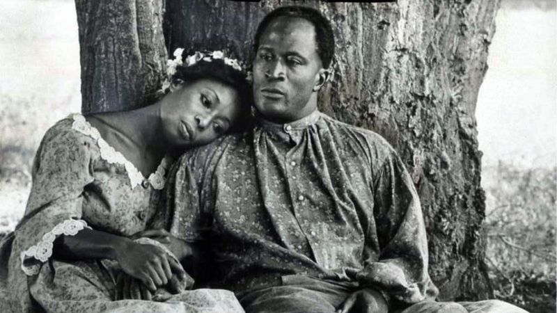 The First “Roots” Miniseries Airs