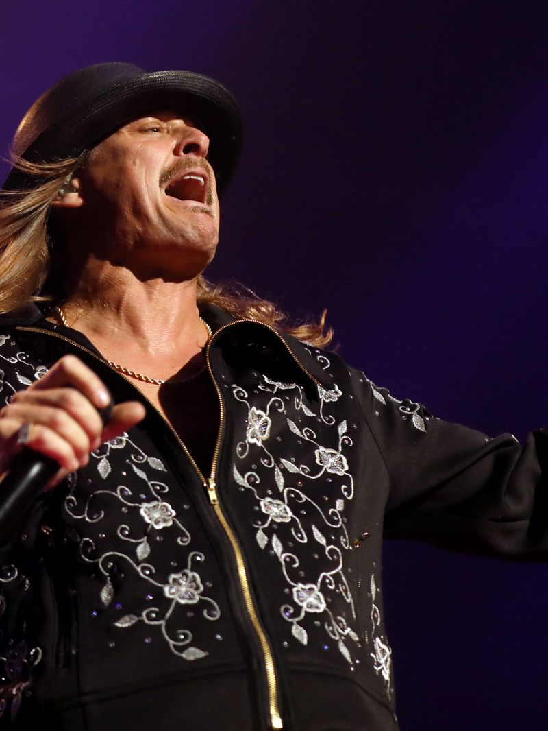 Kid Rock Storms Off Over Clapping (2025)