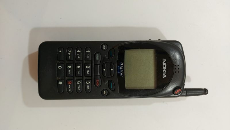 Nokia 2120: Mainstream Digital Adopter