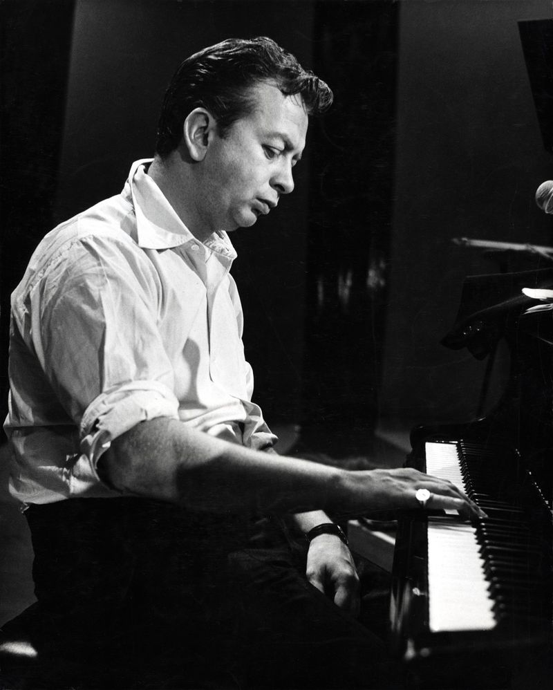 Mel Tormé, American jazz singer and composer, 1999
