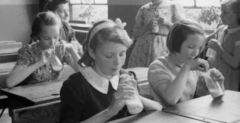Limited Science Instruction: Knowledge with Boundaries