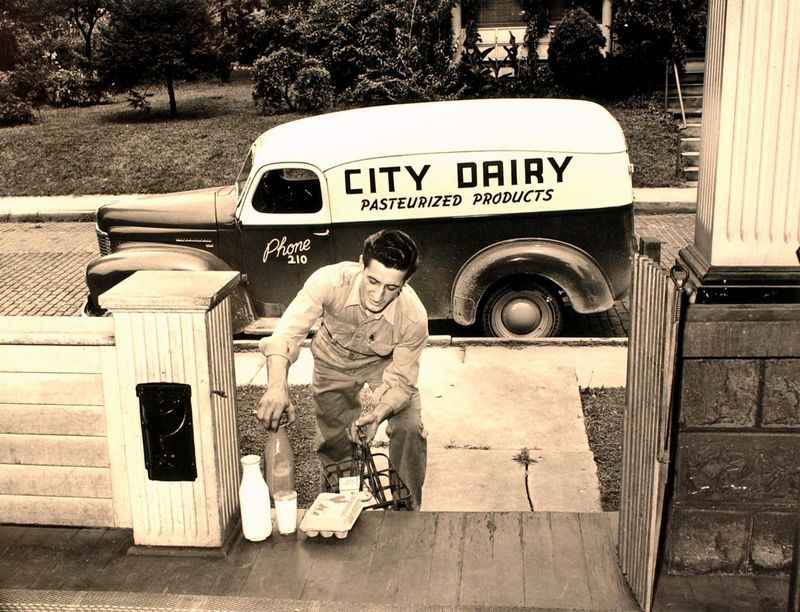 Milkmen & Home Delivery 🥛
