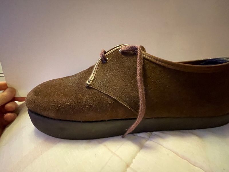 Earth Shoes: Counterculture Comfort