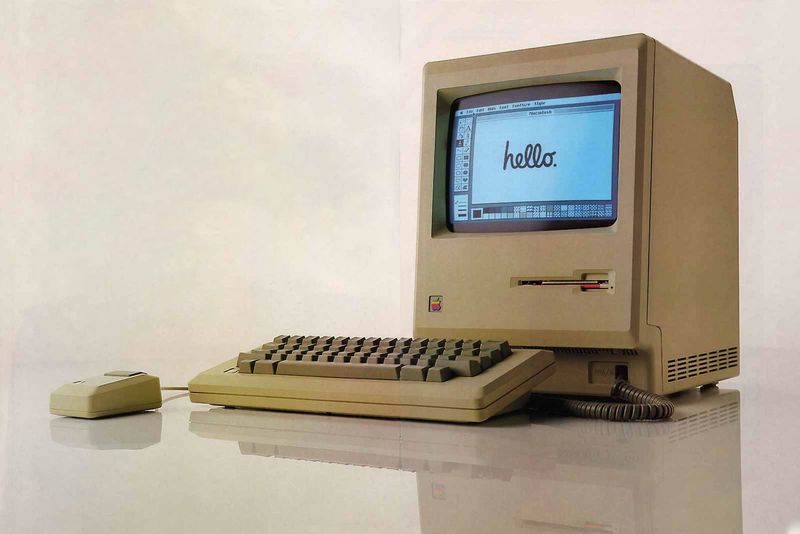 Real Moment: The Launch of the Macintosh Computer