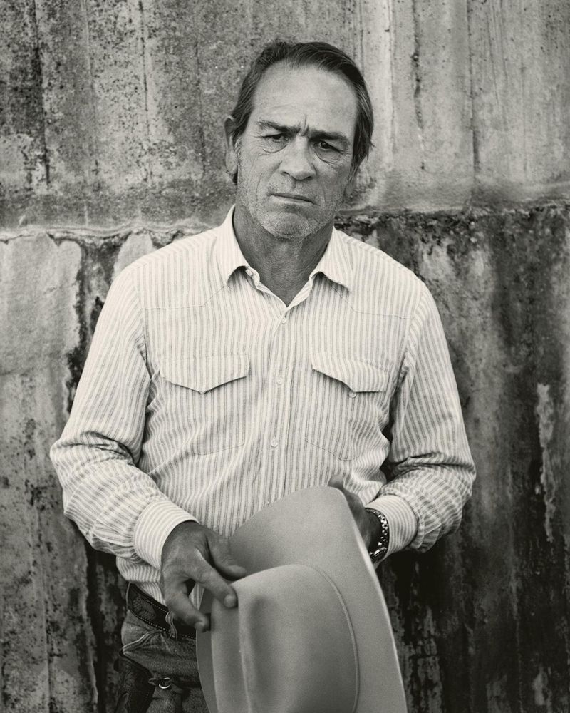 Tommy Lee Jones' Manhunter Moment