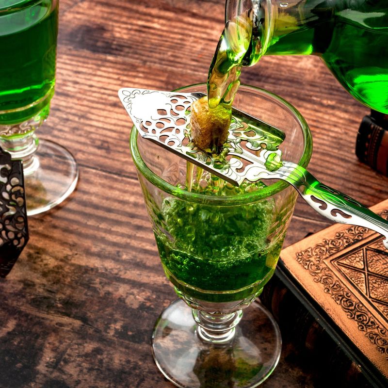 Absinthe (Late 1800s–1912)