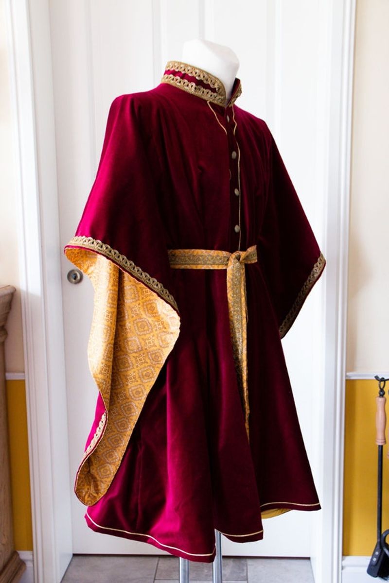 Burgundy — I’m Powerful, But Subtle About It
