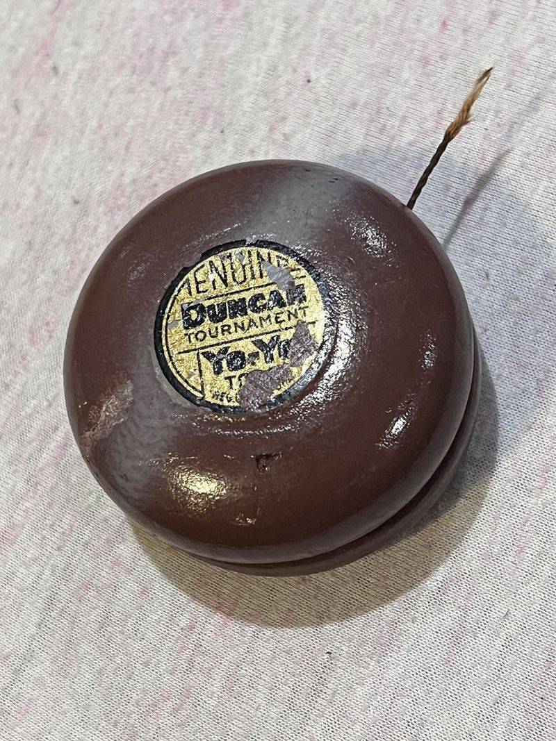 The Yo-Yo Craze (1930s)