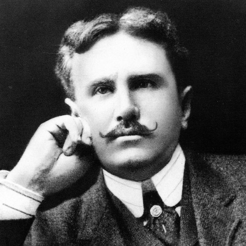 O. Henry, American short story writer, 1910