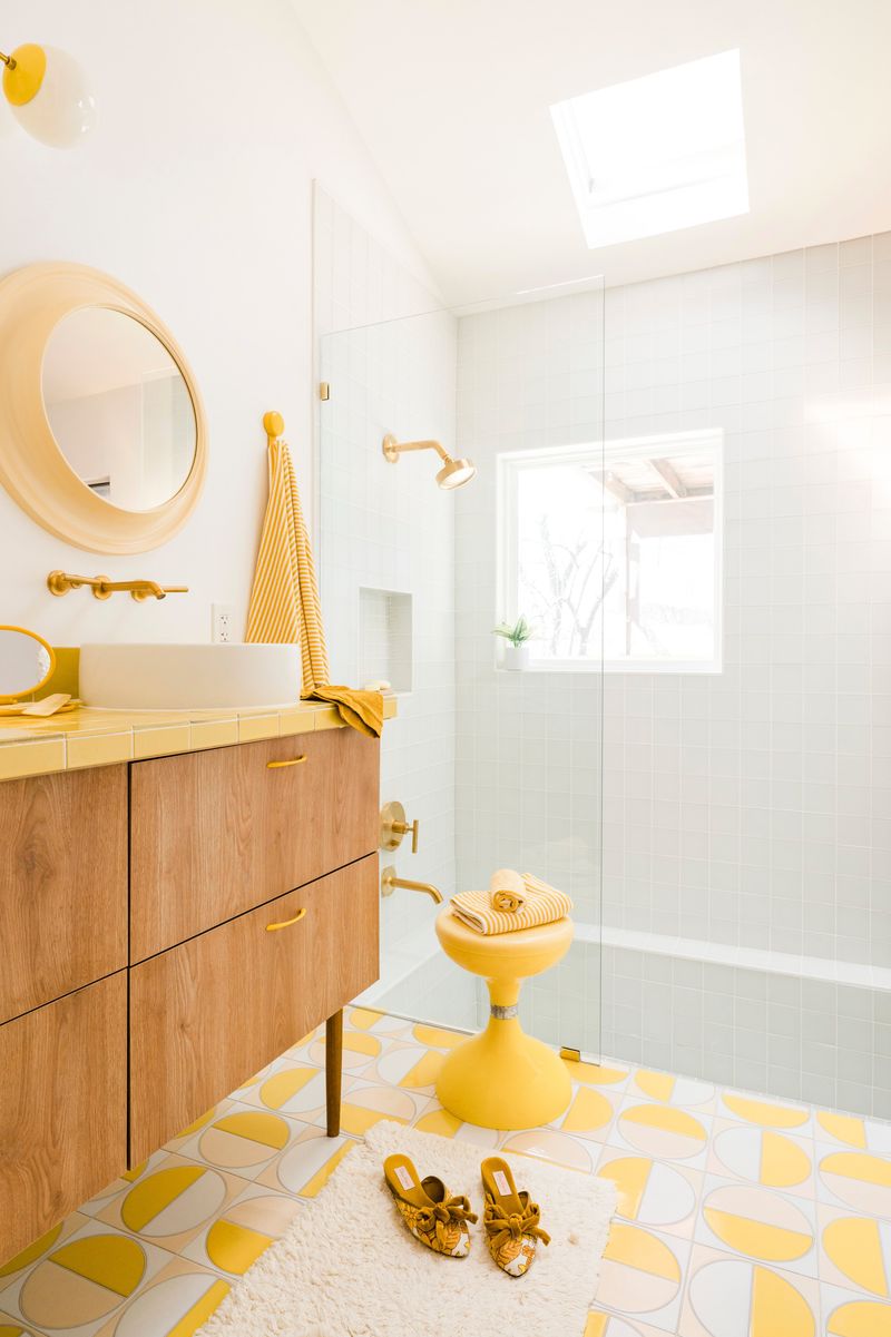 Harvest Gold Bathroom Makeover