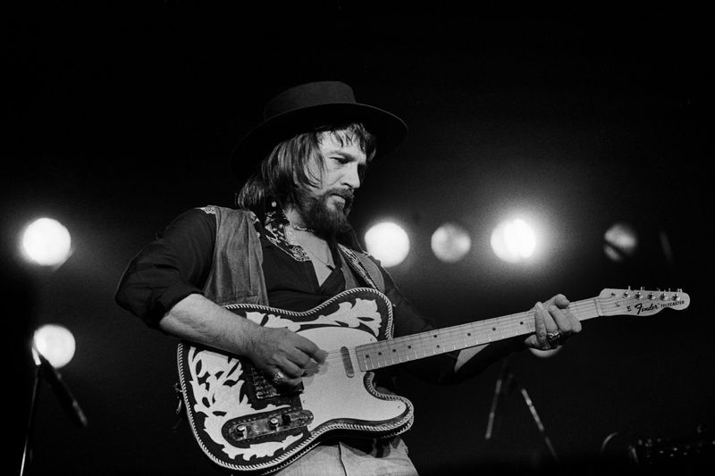 Waylon Jennings – 