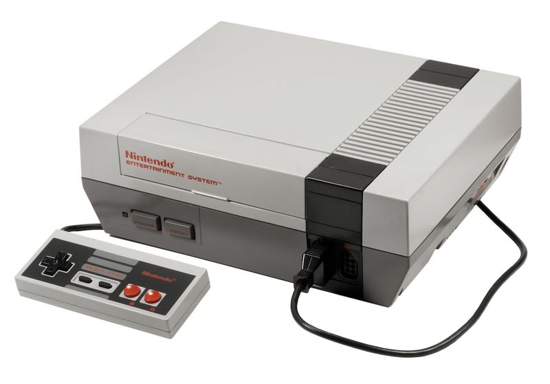Nintendo Entertainment System (NES) (1985)