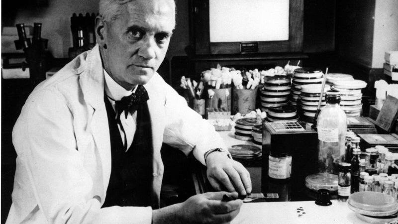The Discovery of Penicillin (1928)