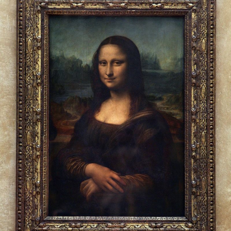 The Mona Lisa’s Smile Changes When You Look at It