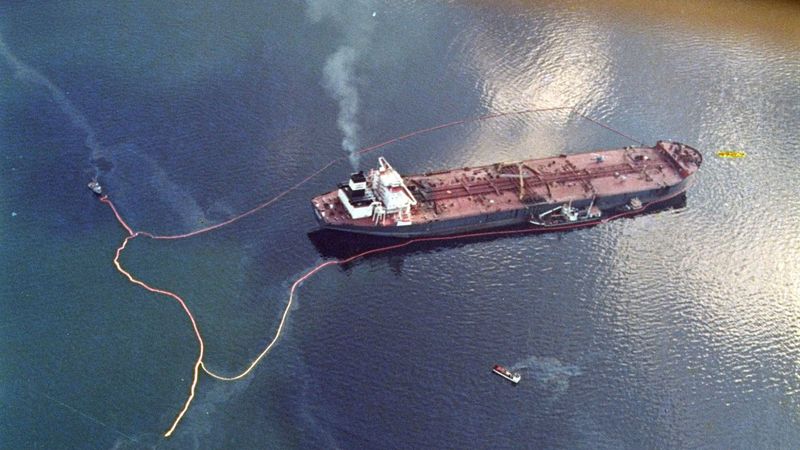 The Exxon Valdez Oil Spill (1989)