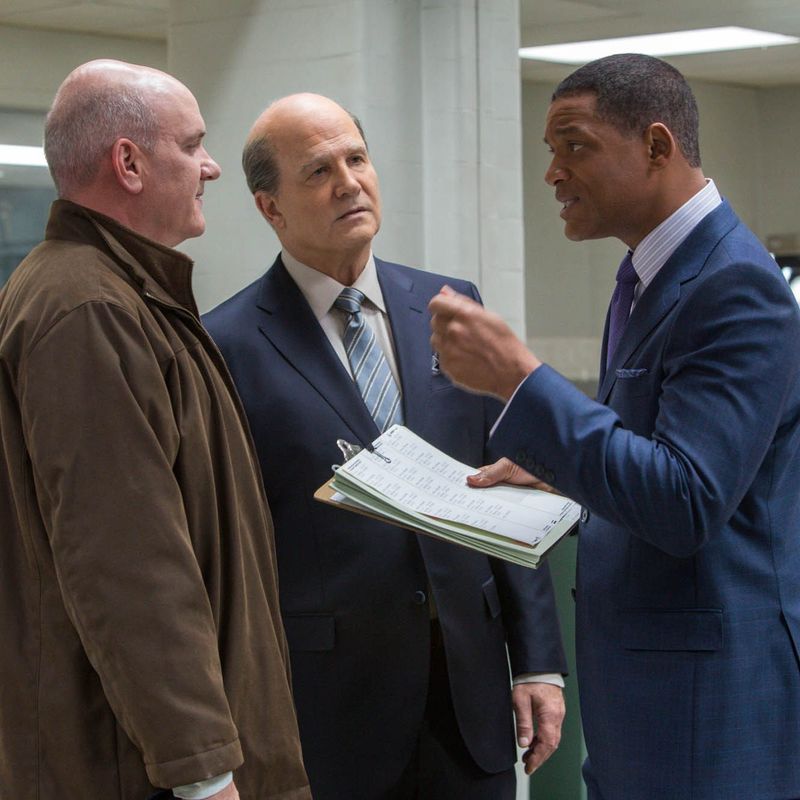 Concussion (2015)