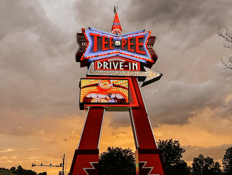 The Tee Pee Drive-In (Tulsa, OK)