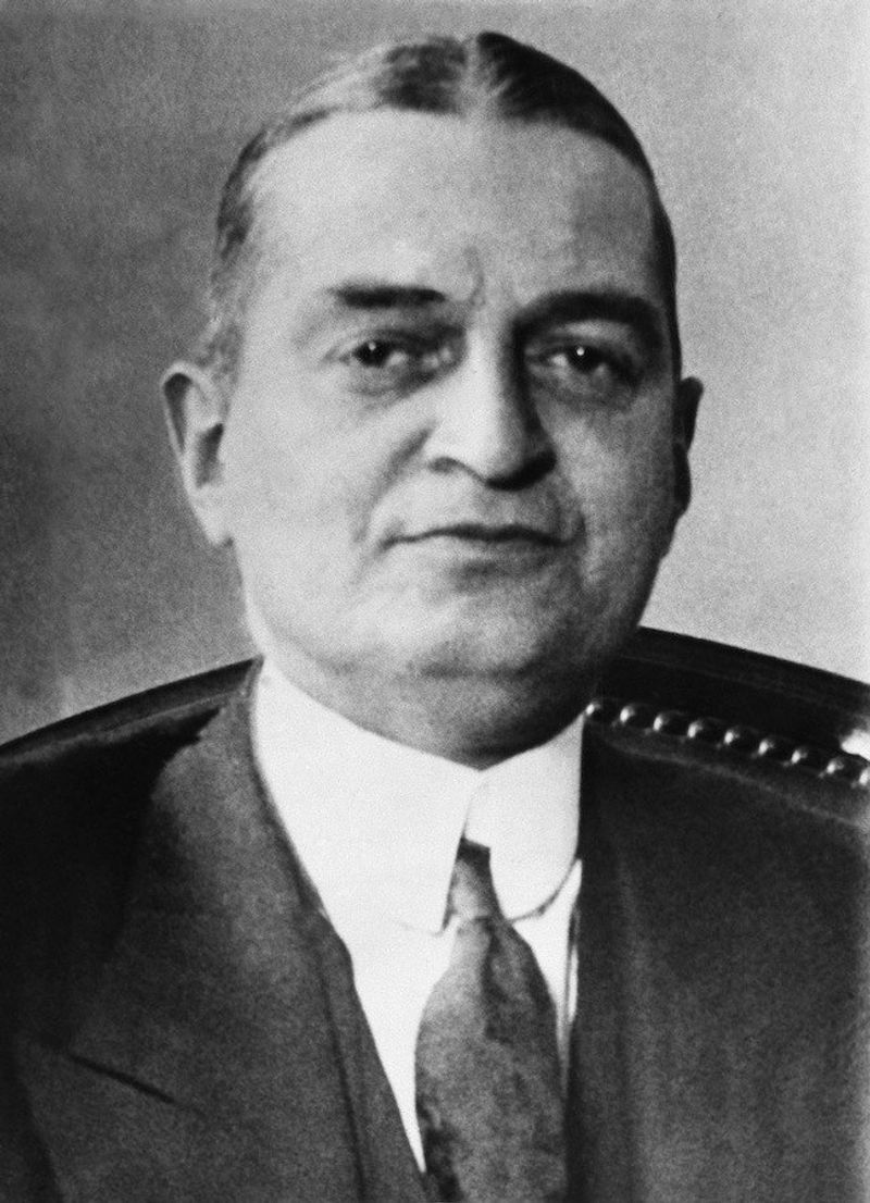 Judge Crater (1930)