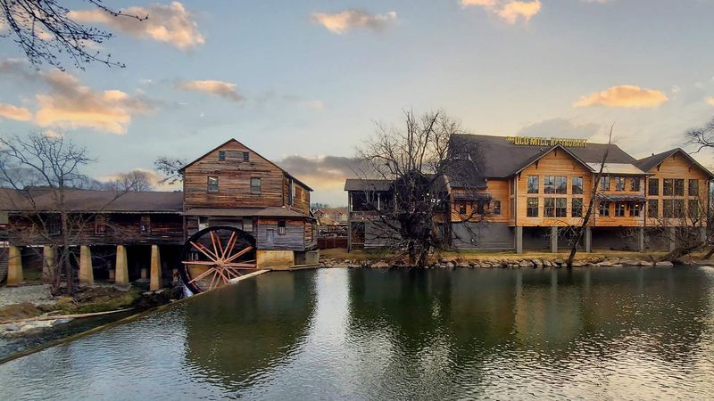 The Old Mill Restaurant, Pigeon Forge, TN