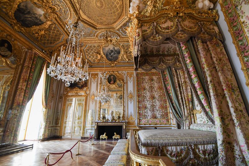 The Queen’s Bedchamber Was Private