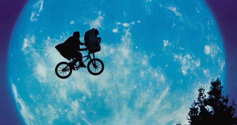 E.T. the Extra-Terrestrial (1982)
