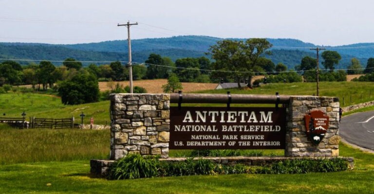These 12 Historic American Sites Are Vanishing Fast – What We’re Losing Forever