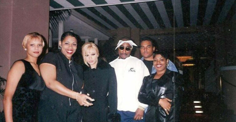 These 9 Early 90s Hollywood Party Photos Reveal What Celebrities Did When Nobody Was Watching