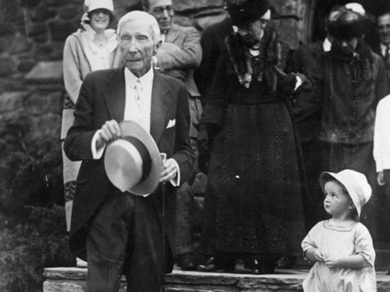 Gordon Rockefeller 18 Dark Secrets the Rockefeller Family Tried to Bury - Back in Time Today