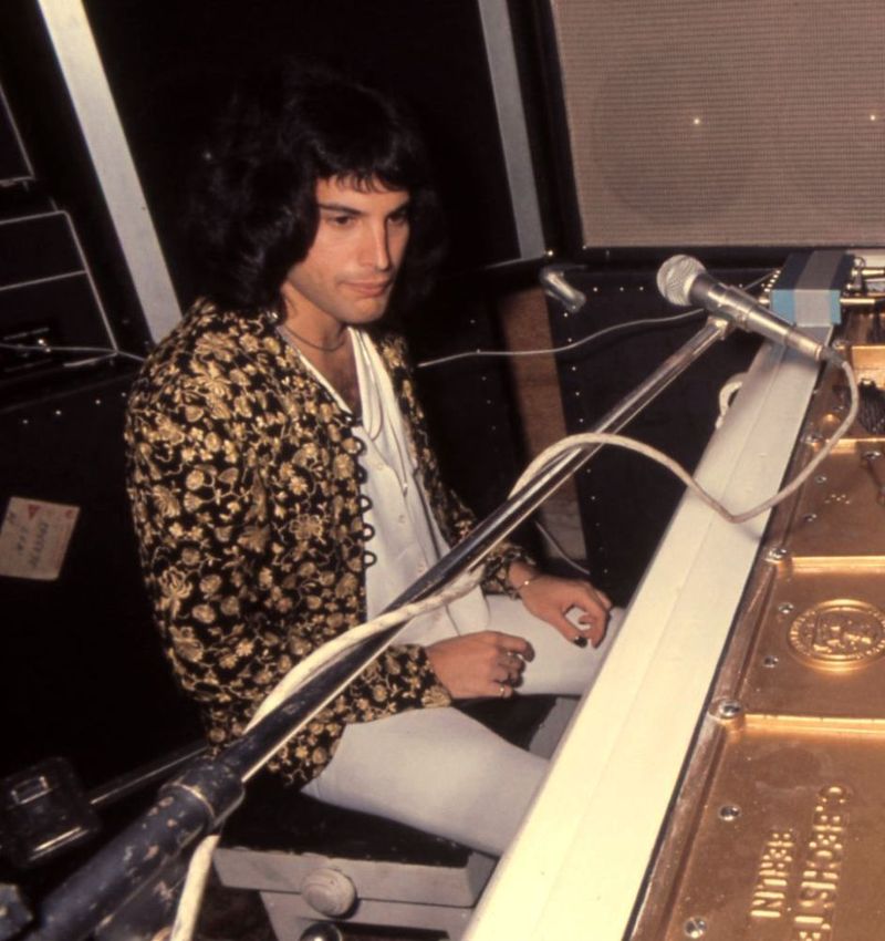 A Night at the Opera – Queen (1975)