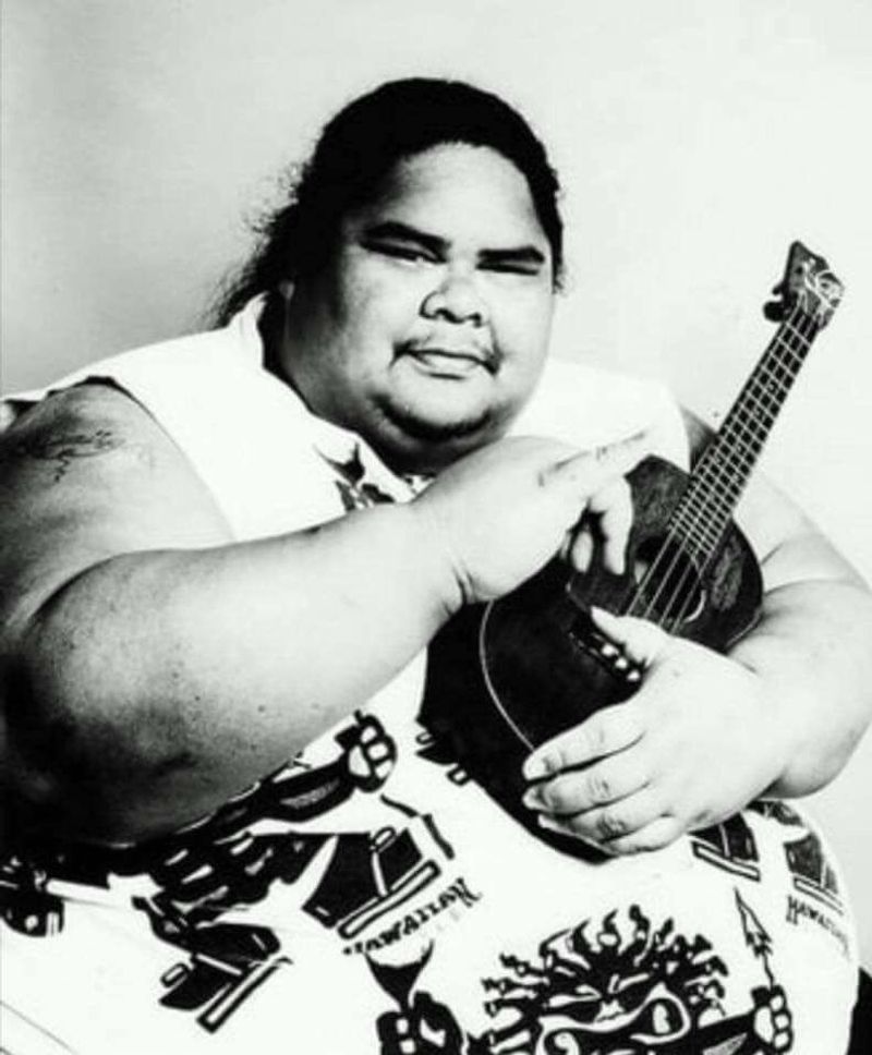 Israel Kamakawiwoʻole, Hawaiian musician, 1997
