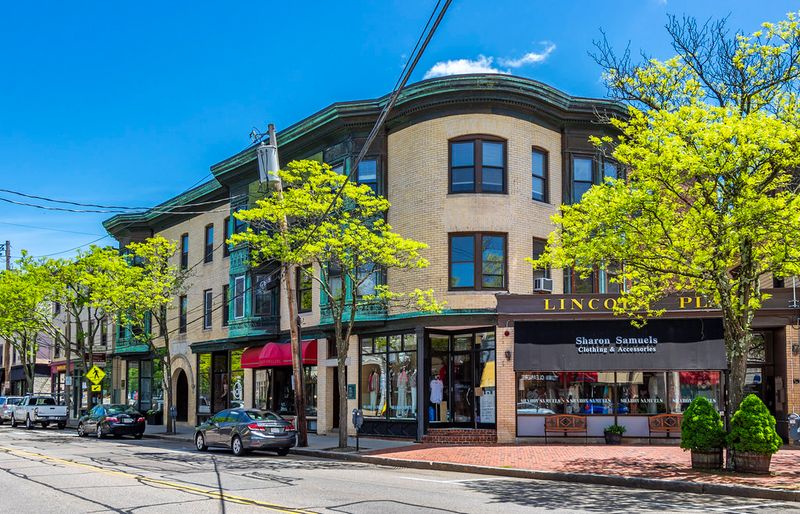 Newton, MA: Boston's Safe Suburban Neighbor