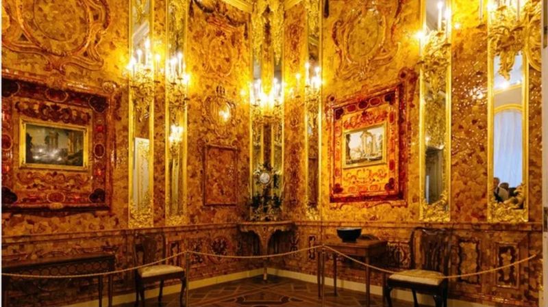 The Secrets of the Amber Room
