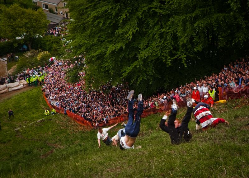 Cooper’s Hill Cheese Rolling (Gloucestershire, England)