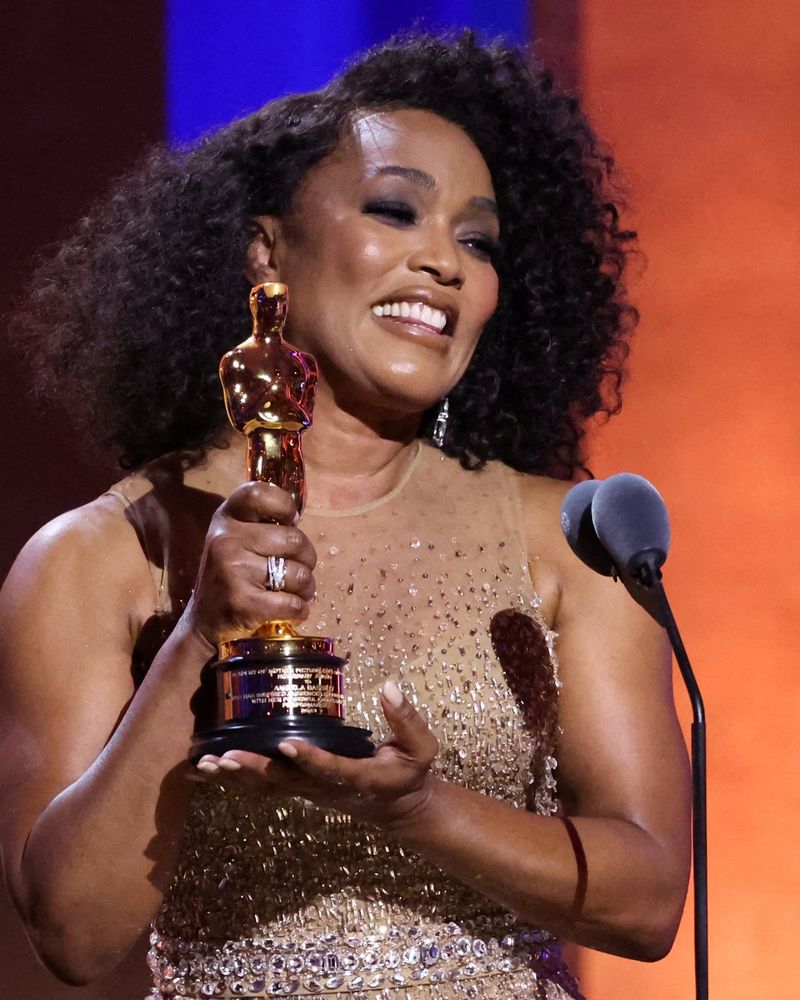 Angela Bassett