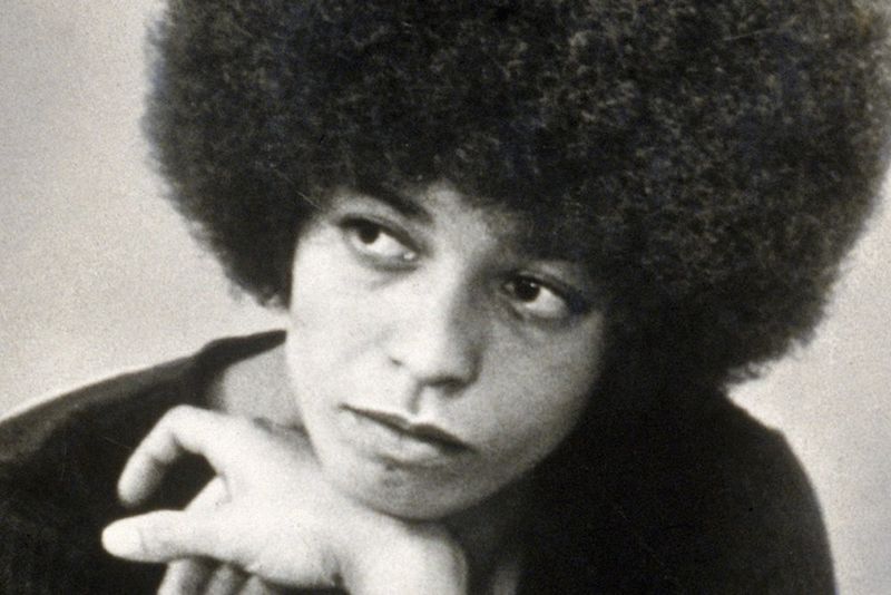 Hair Policing – “Natural Hair Was ‘Unprofessional’”