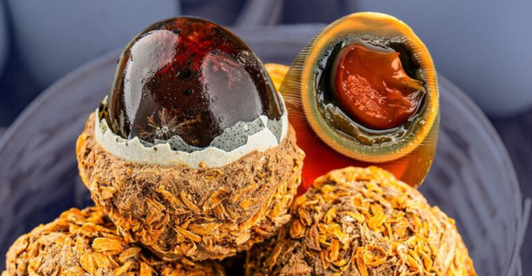 10 Fascinating Ways Food and Drink Were Prepared in the Past