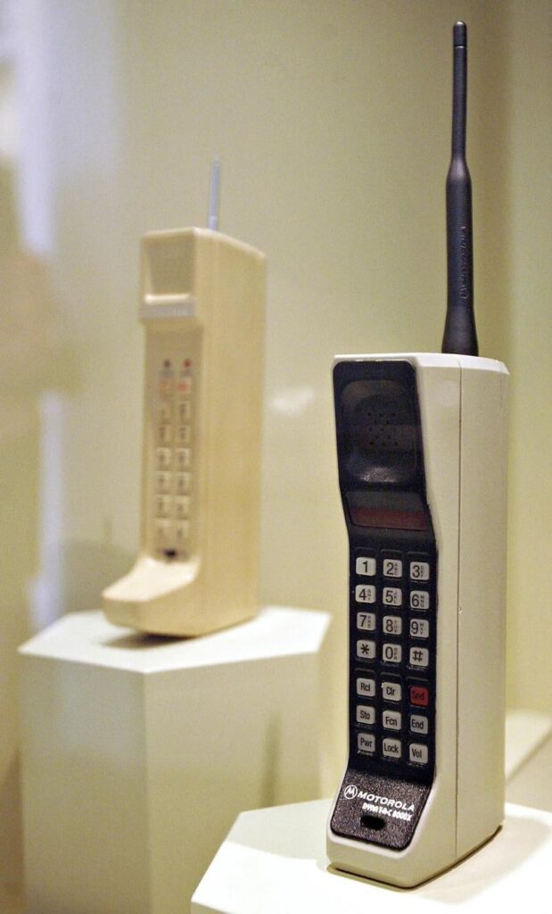 12 ‘Futuristic’ Tech from the 1980s That Looks Prehistoric Now - Back ...