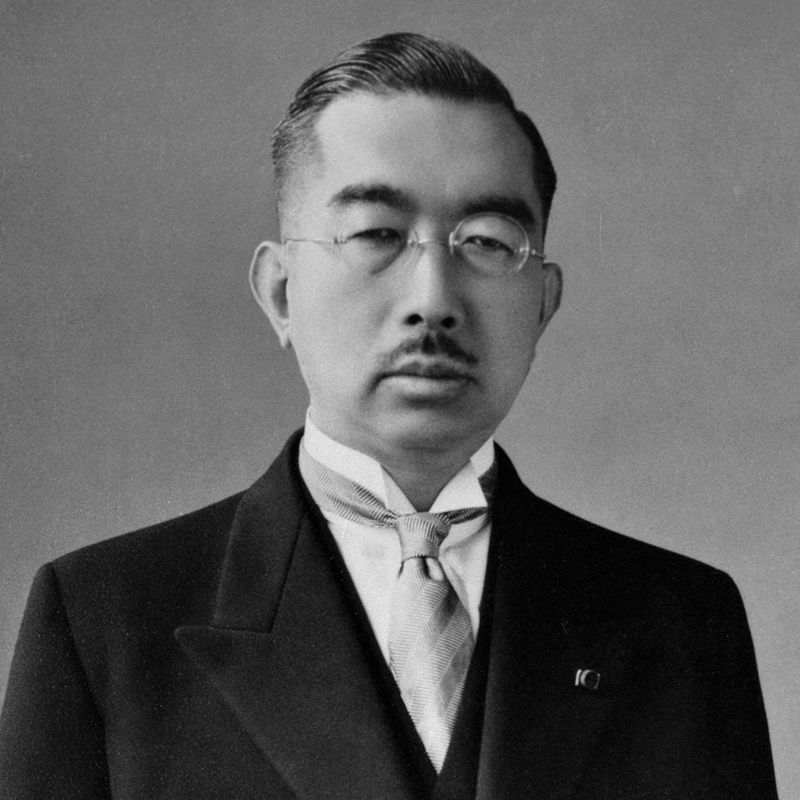 Emperor Hirohito: The Passive Wartime Ruler