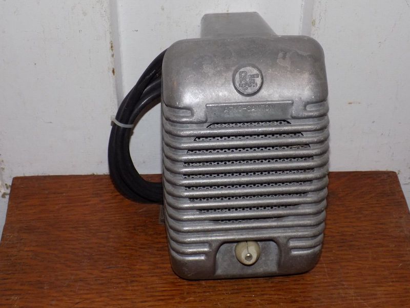 The Window Speaker Never Worked Right—But That Was Half the Fun