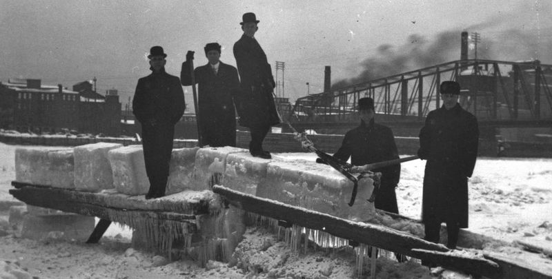 Ice Cutter 💰 $100,000+ per year