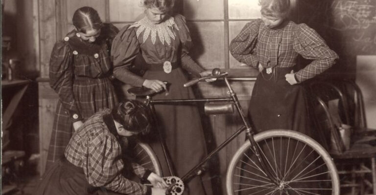 15 Old-School Methods That Turned Kids Into Capable Adults