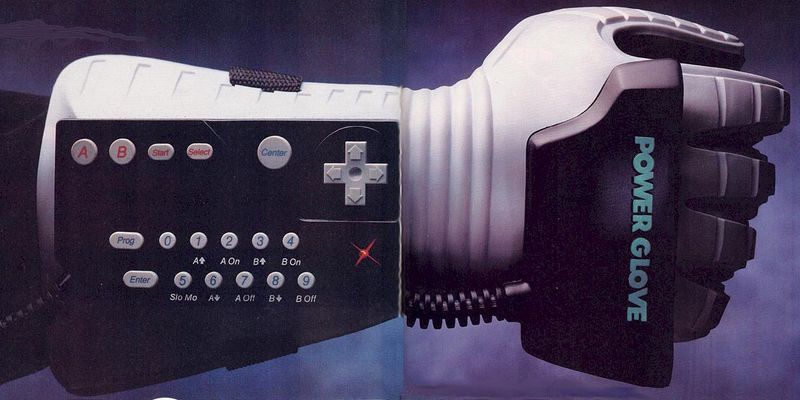 Nintendo Power Glove (1989)