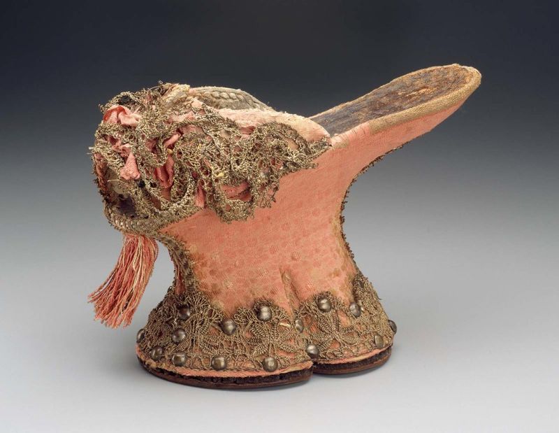 Chopines (16th-Century Platform Shoes)