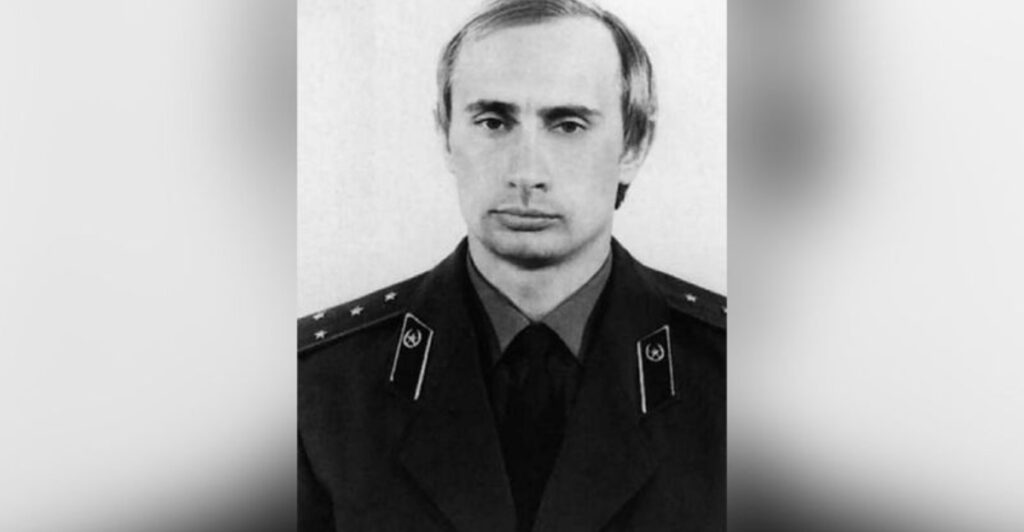 21 Famous Leaders Who Lived Double Lives