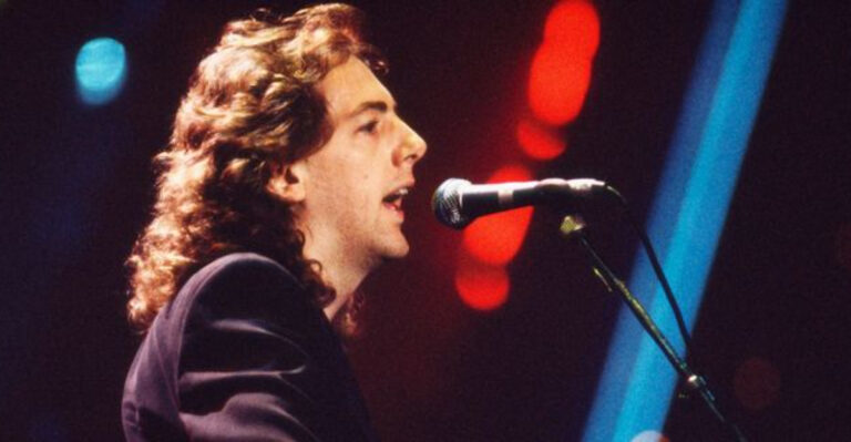 7 One-Hit Wonders from the 1970s That Did Not Deserve the Honor (And Why)