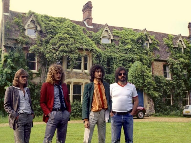 Led Zeppelin – Physical Graffiti (1975) – In a Haunted House (Headley Grange)