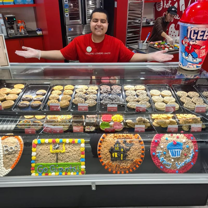 Mrs. Fields Cookie Break