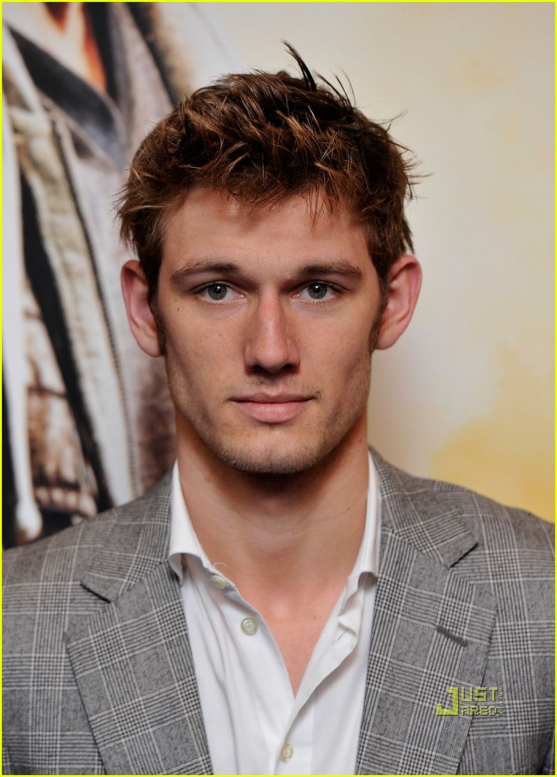 Alex Pettyfer