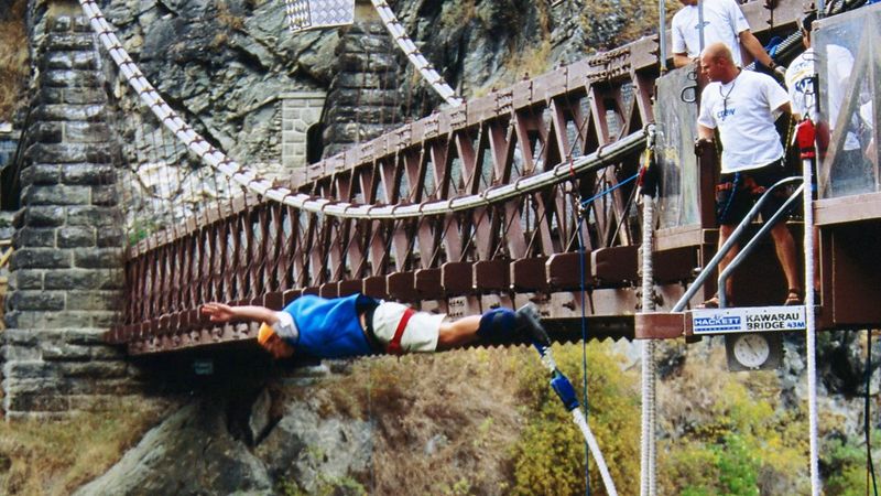 Bungee Jumping Goes Commercial