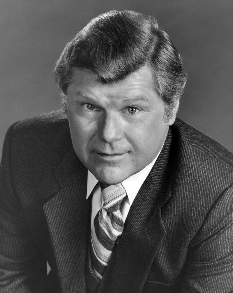 Bob Hastings - The Friendly Bartender